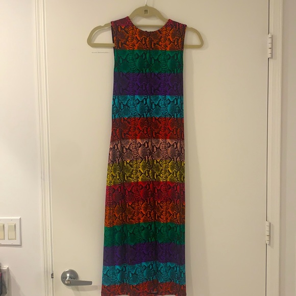 SOLD! 🛑Alice + Olivia Delora Rainbow🌈Snake Print Dress 2 - Picture 6 of 8